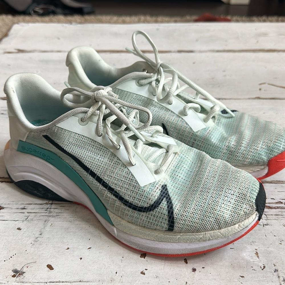 Nike superrep size 11 women’s running shoes